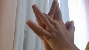 Пальчиковая гимнастика "В гости едут"