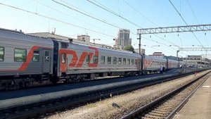 Отправление ЭП2К-444 с пассажирским поездом №471М сообщением Москва-Адлер