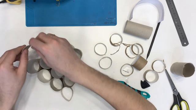 Делаем карандашницу-сердечко ❤️ из втулок своими руками смотреть онлайн