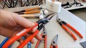 Сравнение радиусных ножниц по металлу Stubai и Erdi D208. Киянка Halder Baseplex.