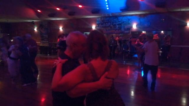 Tanda Troilo Fiorentino en La Monumental Milonga en San Vicente, Alicante. смотреть онлайн