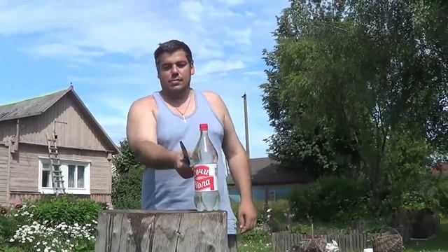 Knife Forest vs bottle. Нож Лесной против бутылки. смотреть онлайн