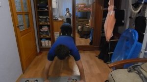 Папа учит отжиматься от пола. Тхеквондо. Тхэквондо