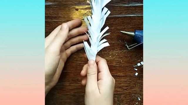 Как сделать ЁЛКУ ИЗ БУМАГИ СУПЕР ПОДЕЛКА своими руками смотреть онлайн