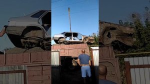 Сдаём кузов машины на металлолом.