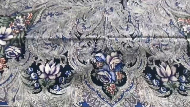 Павловопосадский платок «Чародейка зима» с примеркой смотреть онлайн
