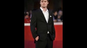 Cameron Bright - Nobody to Love