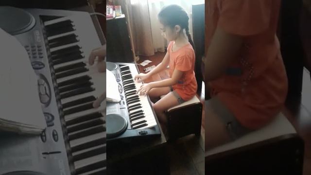 Песня жаворонок на пионино смотреть онлайн