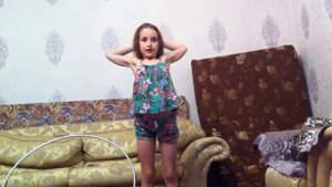 Занимаемся гимнастикой .Часть 2 . #ДружнаяСемейка