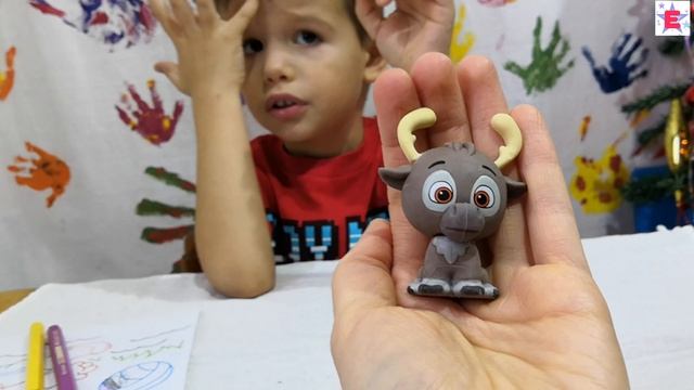 Олень Свен ХОЛОДНОЕ СЕРДЦЕ ЛАСТИК Видео для детей Сюрприз смотреть онлайн