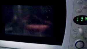 Взрываем сосиски в микроволновке!