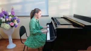 Елисеева Варвара Нефе Старинный танец