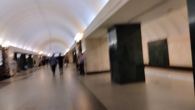 Обзор станции Московского метро Трубная.