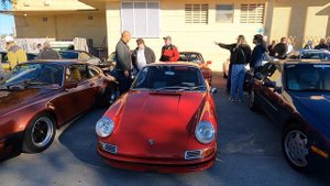БМВ Е28 М5 против 993 RS (260 км/ч) и Слет Порше в Майами! 993 rs vs E28 M5