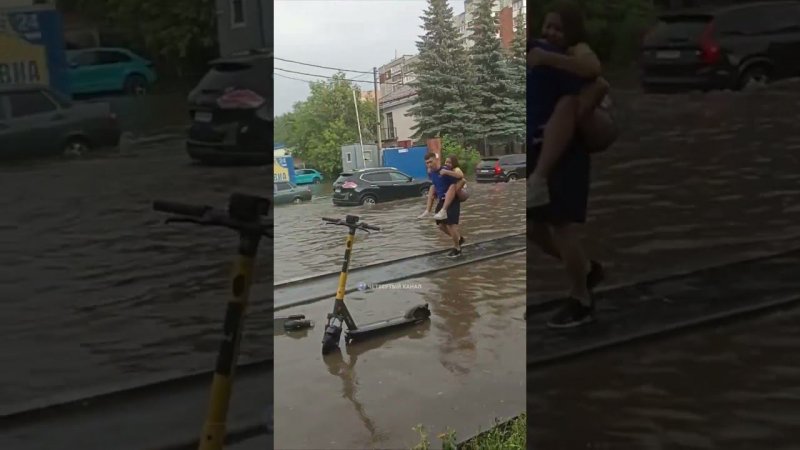 Потом в городе. Обстановка в Екатеринбурге в одном видео