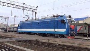 Электровоз ЭП1М-573