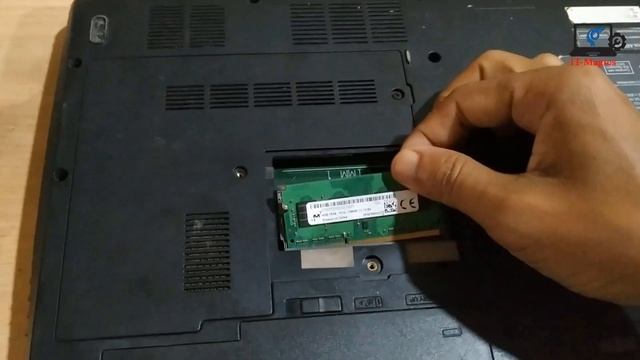 Laptop won't turn on but the power light is on Fix смотреть онлайн