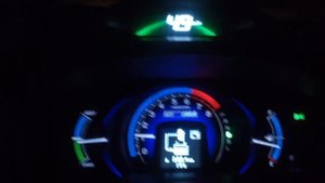 Honda Insight 2009  Езда на электро-двигателе IMA