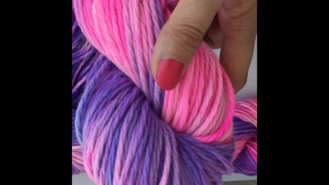 Пряжа ручного крашения Dora Rasberry смотреть онлайн