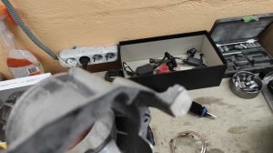 Тюнинг фар на Kia Sorento Prime, установка светодиодных Bi Led линз