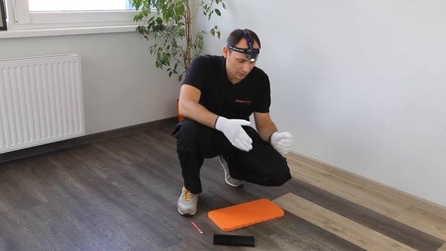 Работа в условиях плохого освещения. Работа с плинтусами темного цвета. смотреть онлайн