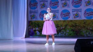 "Я искала тебя сто лет". Исполняет Исаева Елизавета,13 лет, г.Воронеж