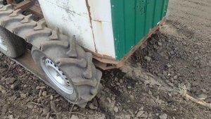 Самодельный гусеничный трактор(homemade tractor)