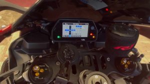 Обзор YAMAHA R1. Часть 2. Настройка режимов. 4 К. #r1 #r15 #r15v3 #yamaha #yamahar1 #ямаха #diidyk