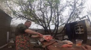 Как приготовить огромного сома.