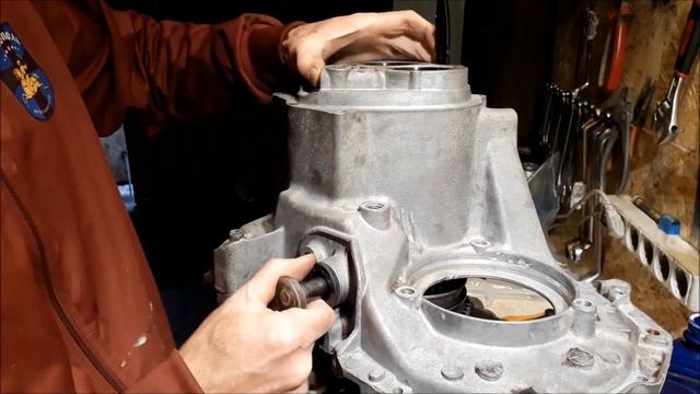 МКПП JC7 000, ч.5 - Сборка. Renault Scenic RX4 смотреть онлайн