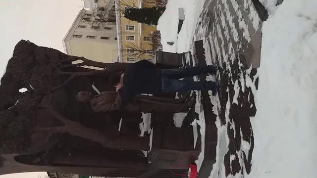 И.А . Каримов хайкали москва метро полянка смотреть онлайн