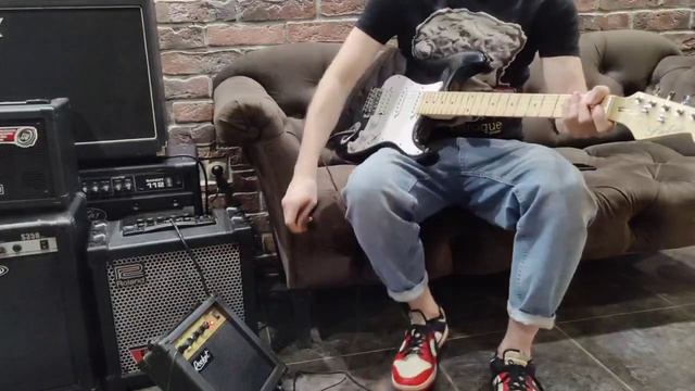 Пример звучания электрогитары стратокастер st200 + Комбоусилитель 10 Вт смотреть онлайн