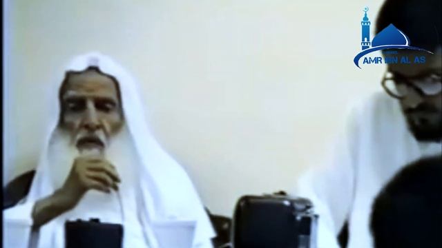 Покрытие лица женщины в странах неверия. Шейх Ибн Усеймин смотреть онлайн