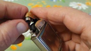 Very old vintage EVANS CLIPPER petrol pocket lighter Старая бензиновая зажигалка