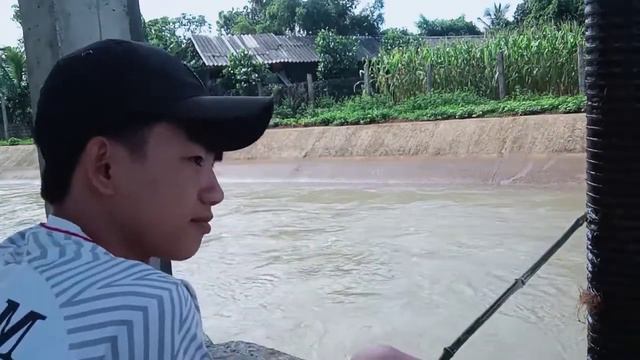 Долгое время я до сих пор считаю, что это самая большая рыба смотреть онлайн