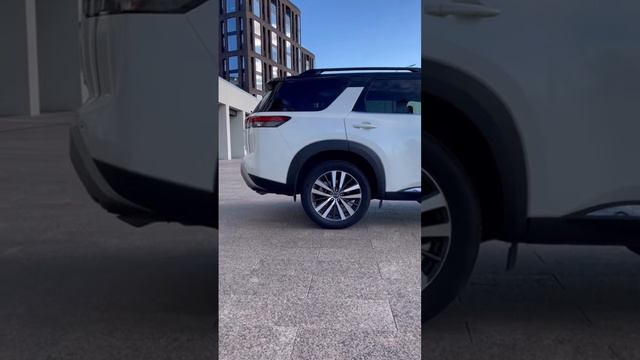 Nissan Pathfinder снаружи ?? #nissan #pathfinder #ниссан смотреть онлайн