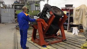 Стенд-кантователь SPM 2500E для сборки и разборки ДВС карьерных самосвалов