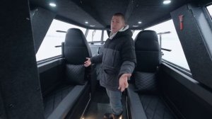 ЧТО ОН ТВОРИТ?!? Самый Доступный Кабинный Катер ДО 9 МЕТРОВ в РОССИИ. Обзор АМГ 870 Круиз.