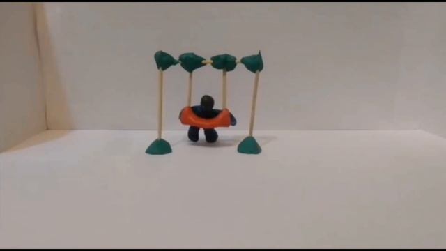 человек на качелях "качается!"