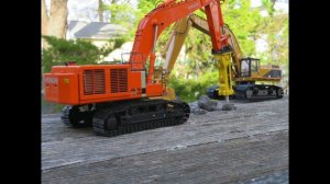 1:50 Construction Stopmotion Test: CAT 375L and Hitachi ZX870LCH