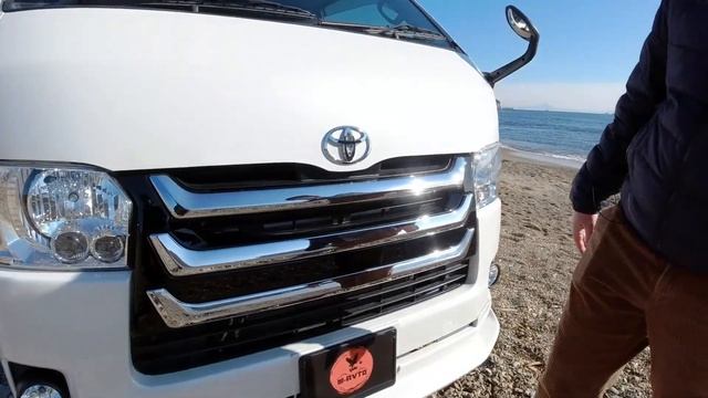 Дизельный грузовой автобус с аукциона Японии! TOYOTA HIACE SUPER GL в кузове KDH206V | 4WD | Обзор