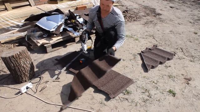 Разметка и порезка композитной черепицы QueenTile смотреть онлайн