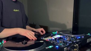 DJ ПЛАЩ | SCRATCHING