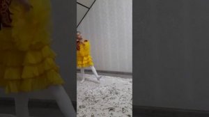 Казахский танец "Камажай"...? Айзере немереміздің биін  тамашалаңыздар ?