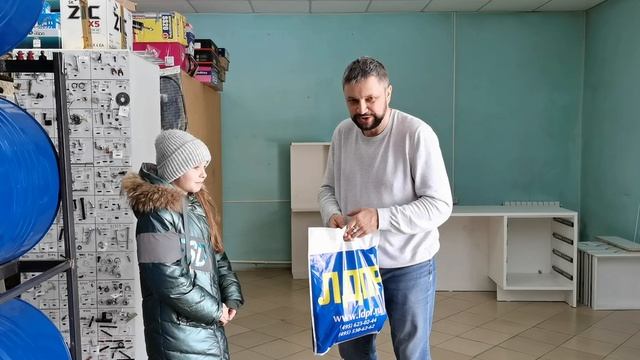 Подарок за видео /// Информационный канал Горный Урал Александр Мартынов смотреть онлайн