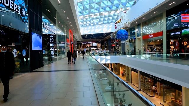 ЛАЗАРЕВСКОЕ и Я ?Опять МОРЕ МОЛЛ! Елочка и мой подарок, такой желтенький)))! смотреть онлайн