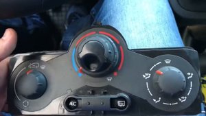 Рено Кенго |||. Замена ламп подсветки печки! Kangoo 3. Bulb changing!