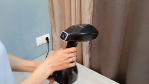 Разгладили складки на шторах. Обзор ручного отпаривателя Kitfort KT-965