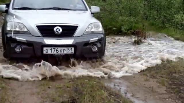 Sorento по бездорожью Кольского полуострова.mpg смотреть онлайн