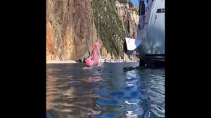 Отдых на парусно-моторной яхте в море с друзьями ⛵️